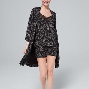 White House Black Market Women's Kimono Robe Chic Ladies Black S/M NWT